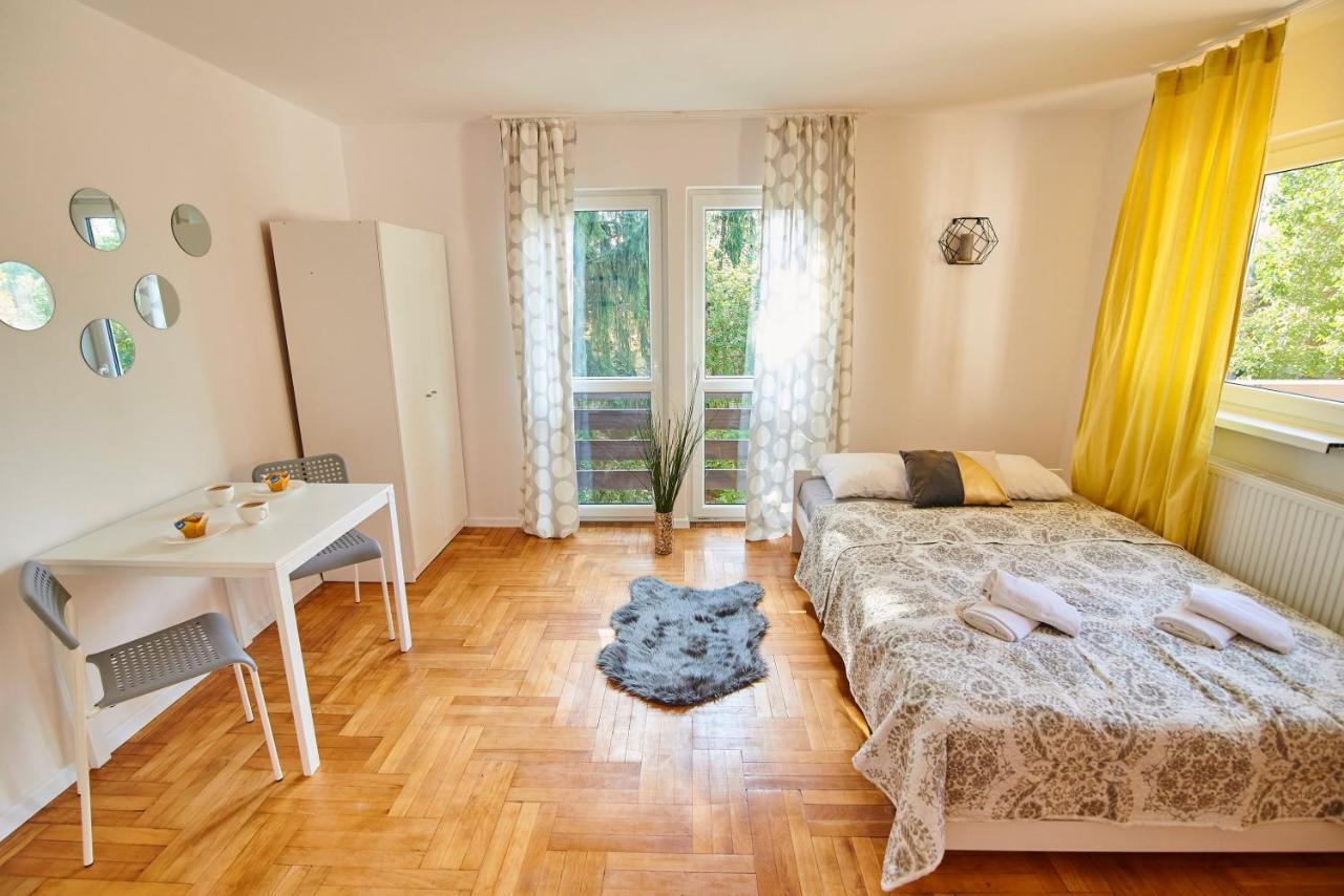 Regem Apartments Plonska Варшава Экстерьер фото