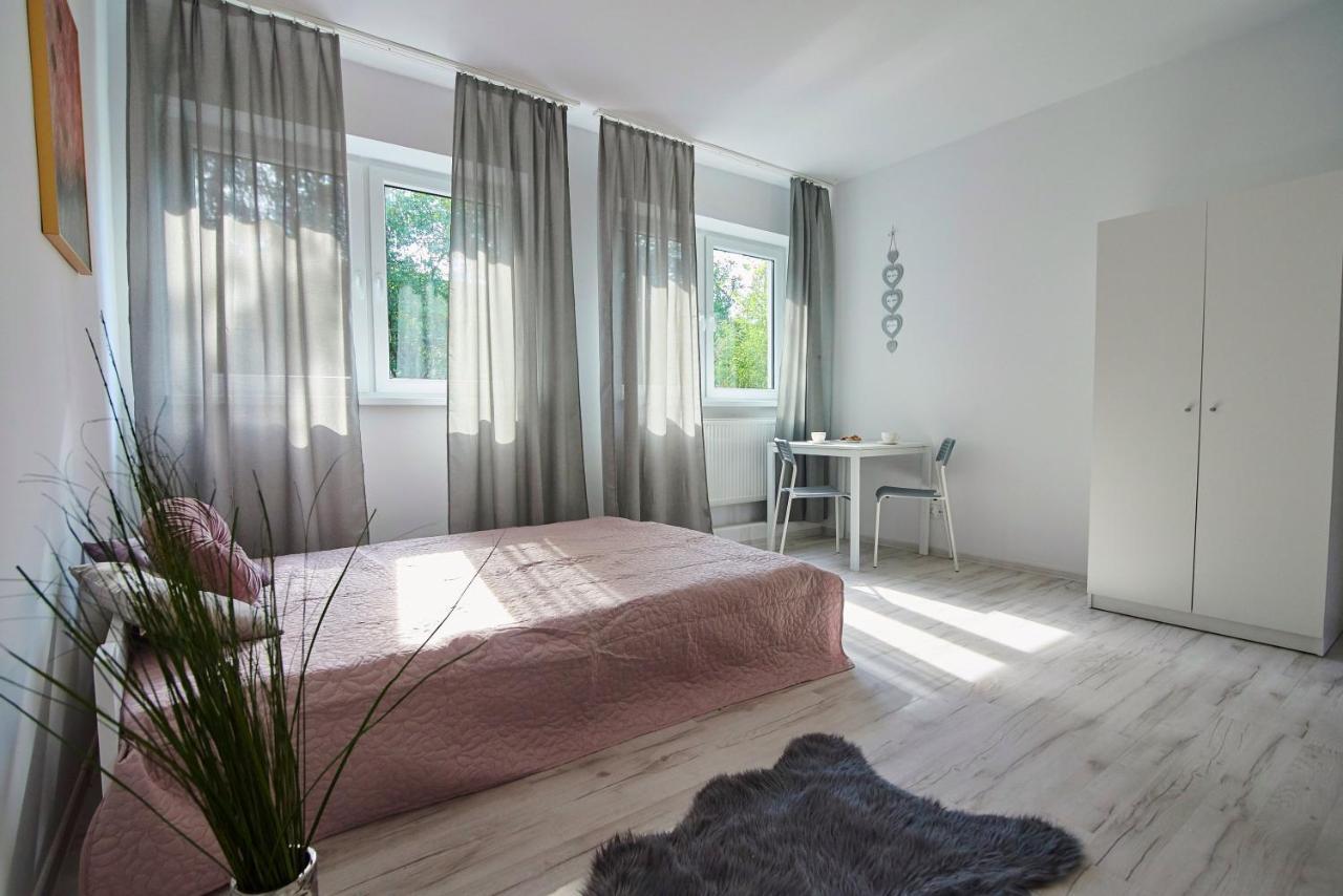 Regem Apartments Plonska Варшава Экстерьер фото