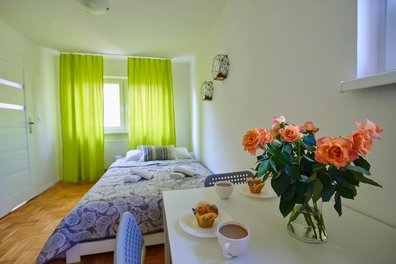Regem Apartments Plonska Варшава Экстерьер фото